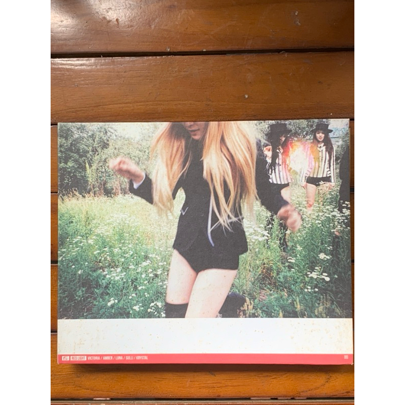 f(x) Red Light - Sleepy Cats Version f(x) 3rd Album Red Light