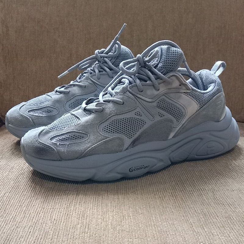 S37 Sepatu44 FILA Mars 2 Second