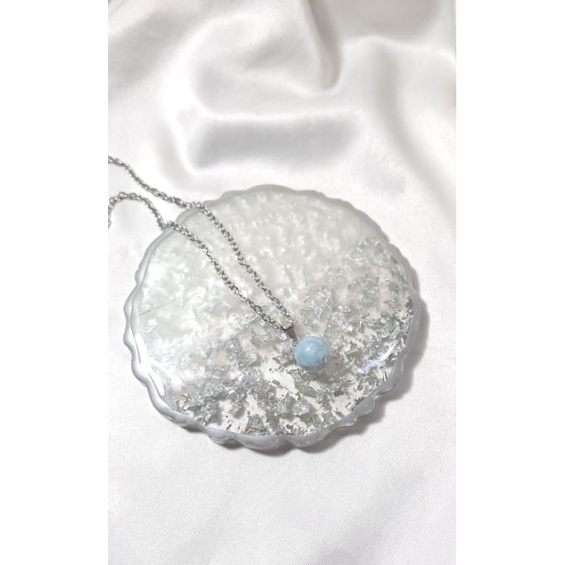 Aquamarine pendant