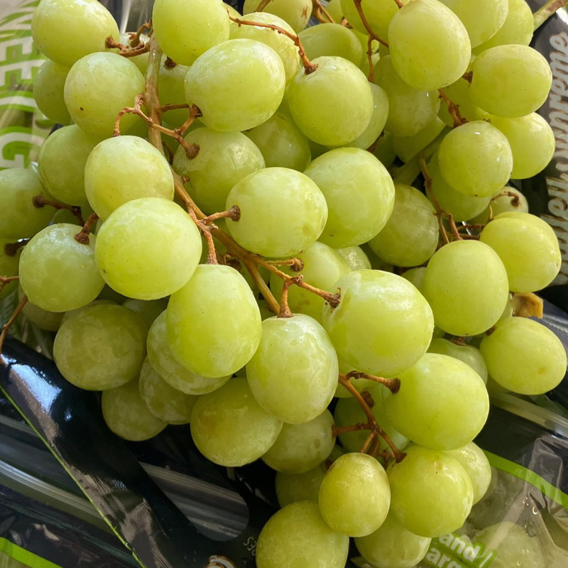 

Sweet globe USA manis crunchy seedless