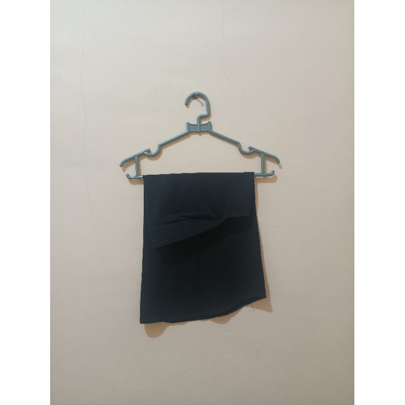 Hijab / Kerudung Bergo / Sport Preloved