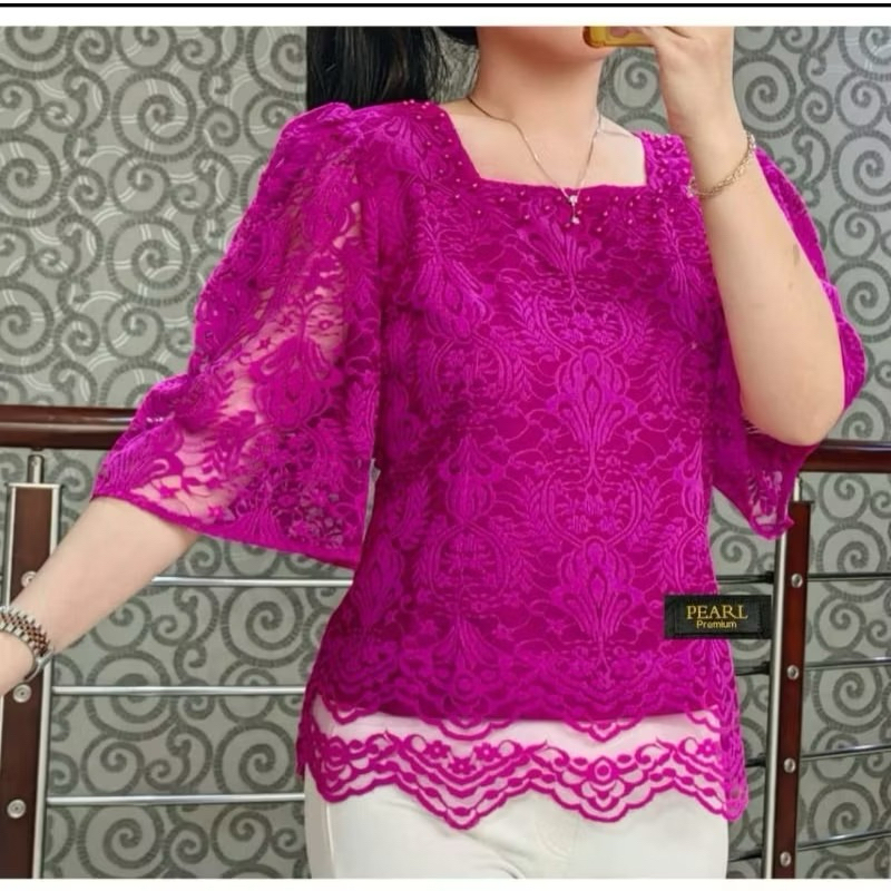 BLOUSE KEBAYA LENGAN KEMBANG TERBARUATASAN WANITA KEKINIAN,ATASAN WANITA TERLARIS,ATASAN BROKAT  MEW
