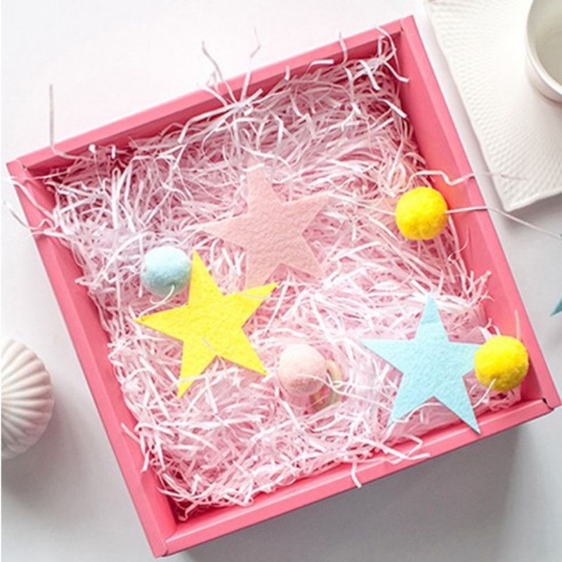 

Shredded Paper Kertas Cacah Serut Paper Gift Box Filler / Isian Hampers Kotak Kado