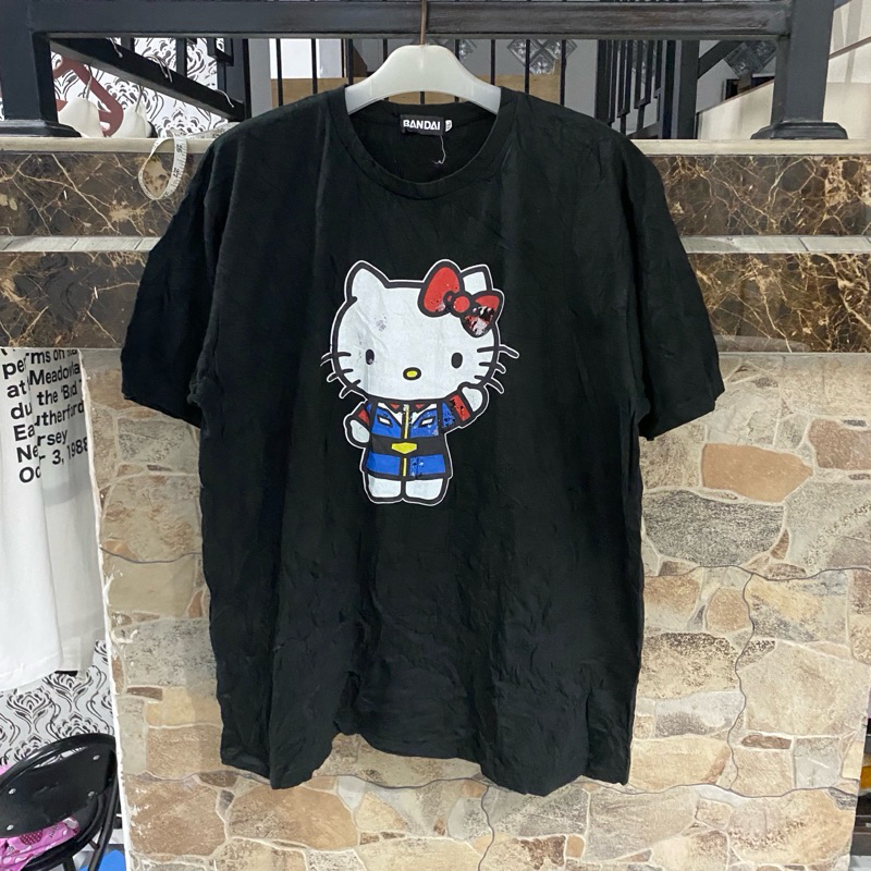 kaos hello kitty x gundam by bandai