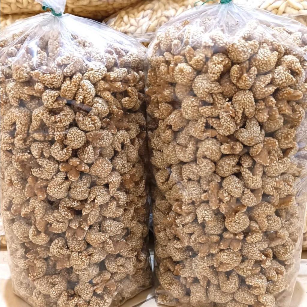 

Onde Onde Senyum Wijen Super Banyak 1kg Kue Kering Onde onde Mekar Wijen Camilan Manis Gurih Empuk Snack Manis