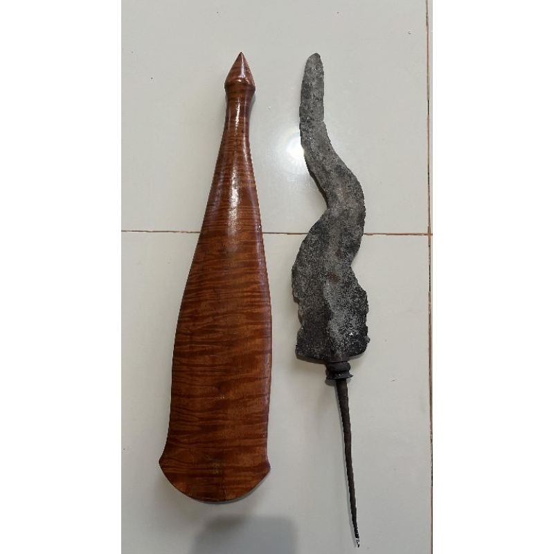 Tumbak kuntul nglangak besar sepuh lokasian