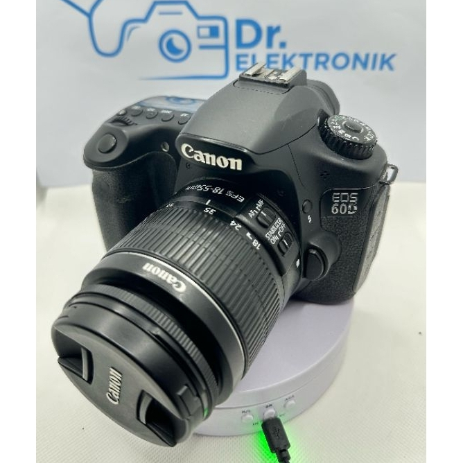 Kamera DSLR Canon EOS 60D + 18-55mm IS - Like NEW Second Baru bukan 70D 600D 700D 650D