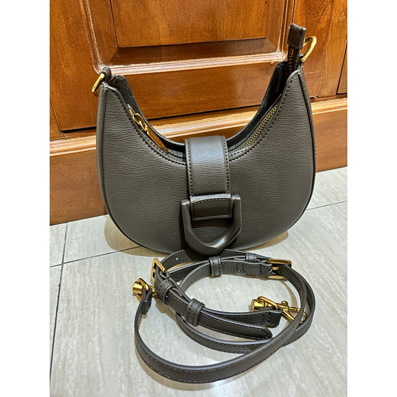Charles & Keith Itzy Bag