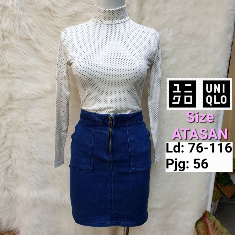 UNIQLO Blouse Manset Inner Lengan Panjang Wanita