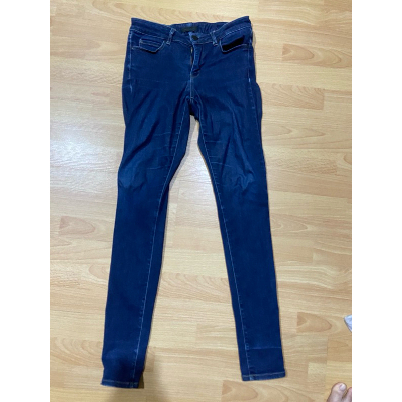 JEANS UNIQLO PRELOVED