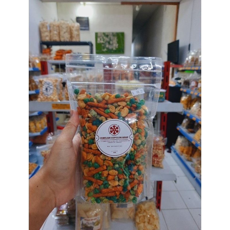 

kacang koro mix varian kacang / kacang koro gurih dan renyah