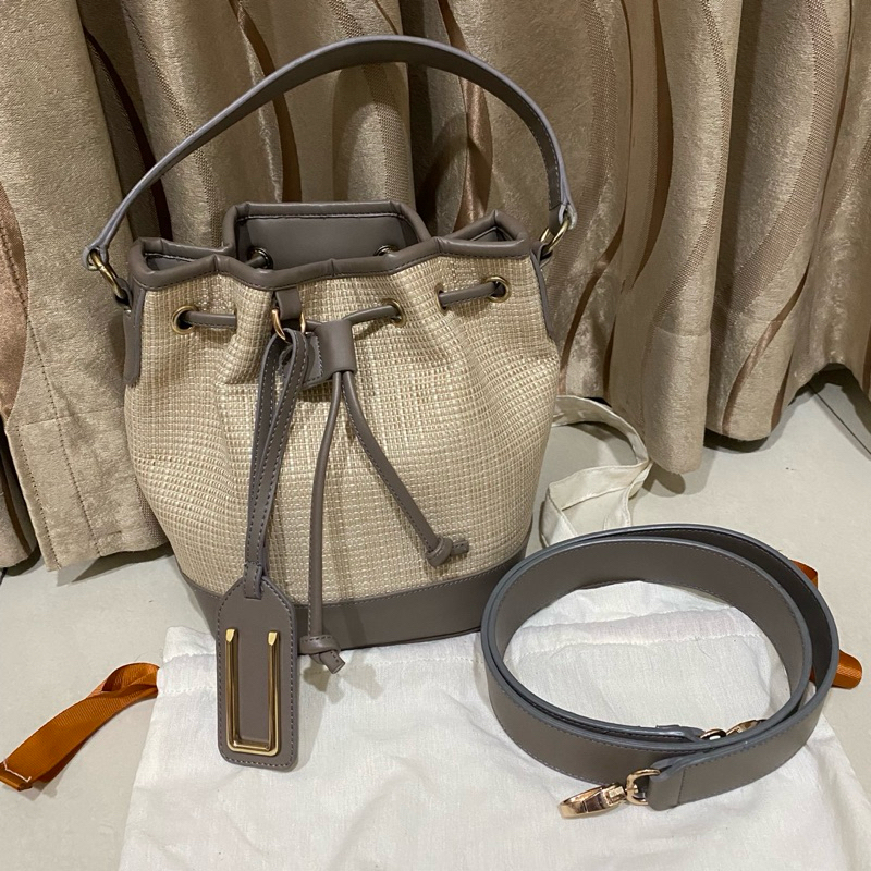 Josvli Bucket Bag Preloved