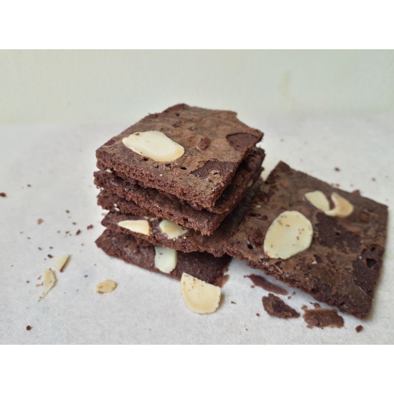 

BROWNIES CRISPY/BROWNIES KERING