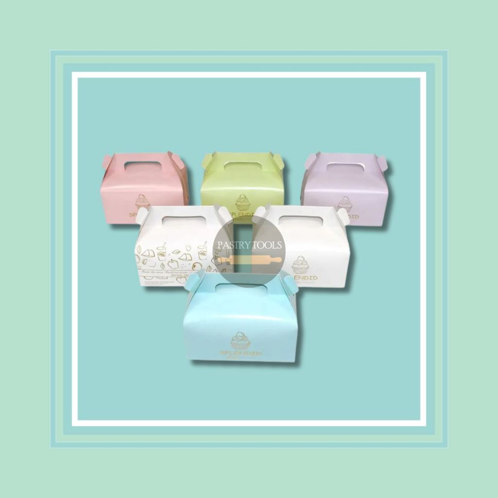

SPLENDID CUPCAKE BOX SMALL BLUE UK. 11.5 X 8 X 8.5 CM dus kue