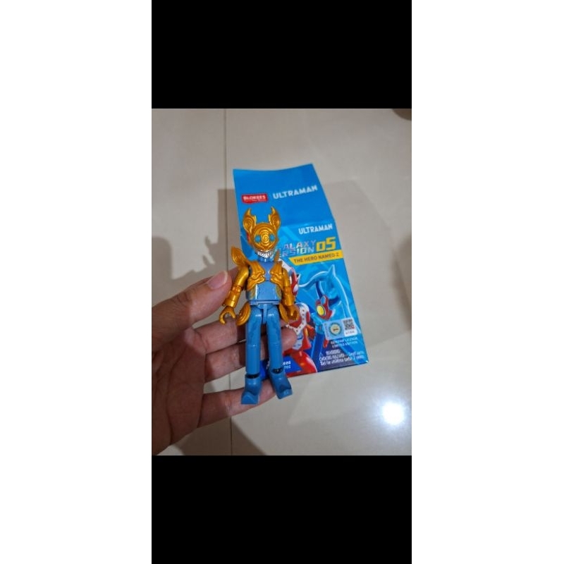 Blokees ultraman galaxy version 05 the hero named Z original kkv (alien barossa)