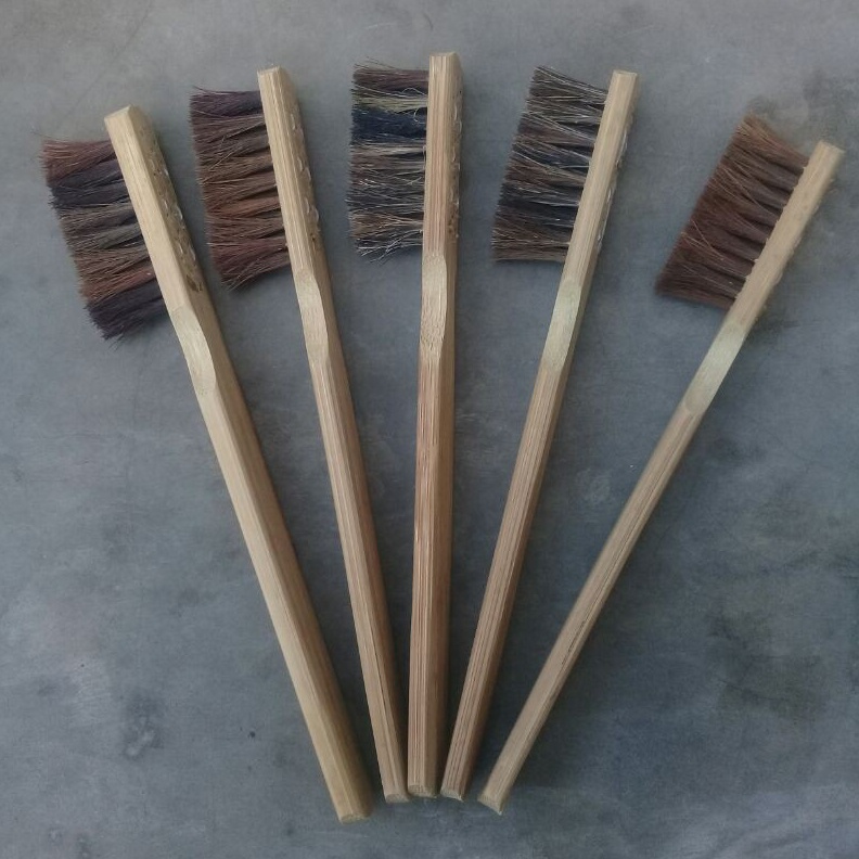 Sikat bambu bulu kuda