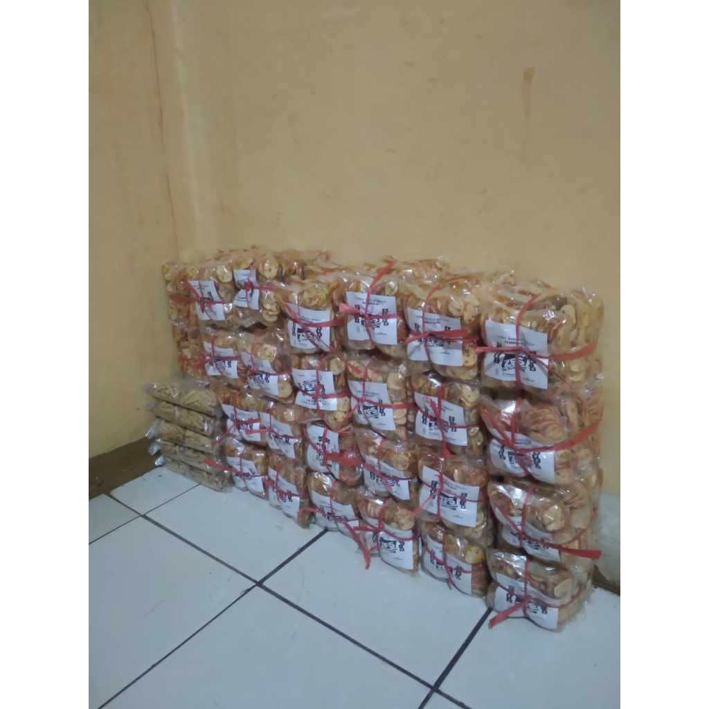 

BASRENG STICK RASA ORIGINAL DAUN JERUK 100gr 200gr 500gr 1Kg//basreng daun jeruk//basreng pedas daun jeruk 1kg