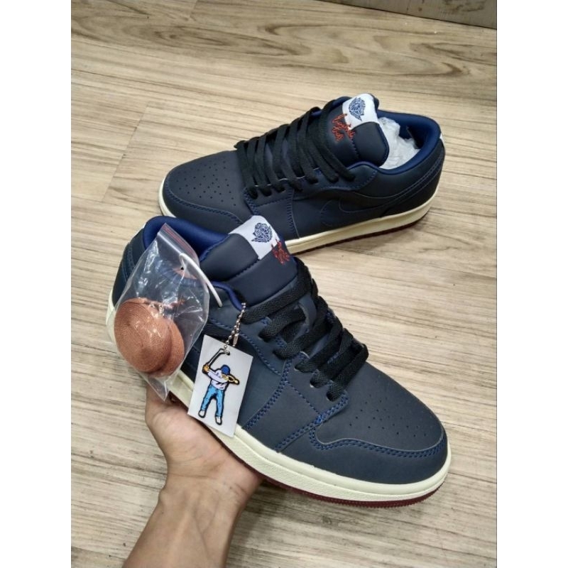 Sepatu Nike AirbJordan 1Low Eastside Golf