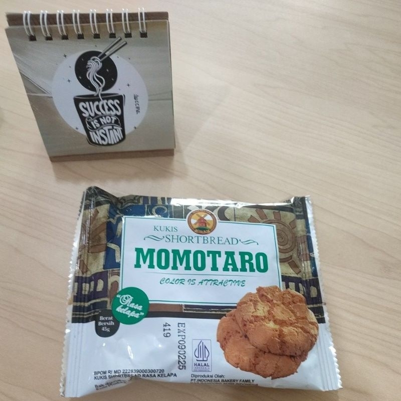 

Roti biskuit kering AOKA KUKIS MOMOTARO SHORTBREAD