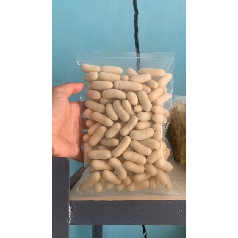 

pilus ikan enak,gurih 250gram