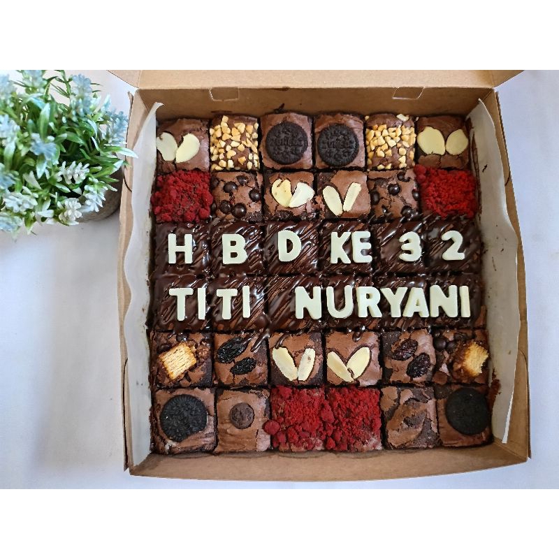 

Brownies Fudgy 20x20cm Full Nyoklat Brownies Birthday free Custom Tulisan