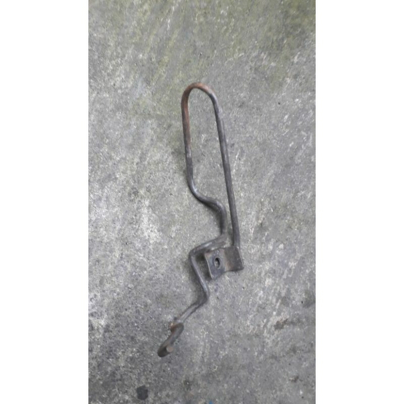 Bracket pegangan Selang Rem Mio Sporty Breket Besi Selang Rem Mio Sporty bagian bawah original copot