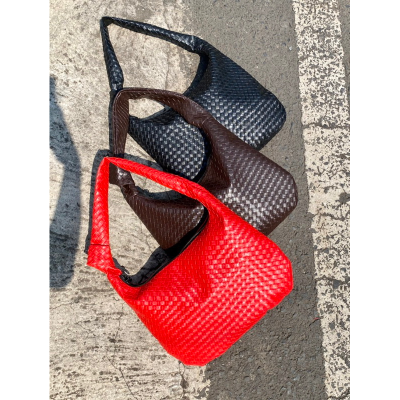 jojo bag Medium shoulderbag| tas ala bottega | botegga jodie by geesac