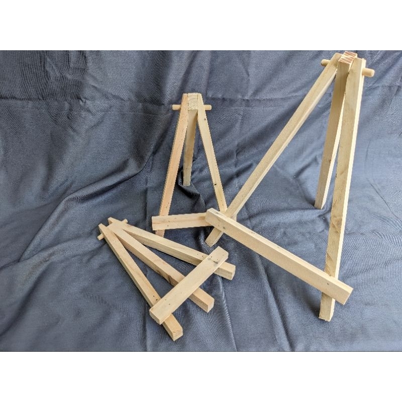 

Mini Easel Stand Tripod Kayu 15 cm