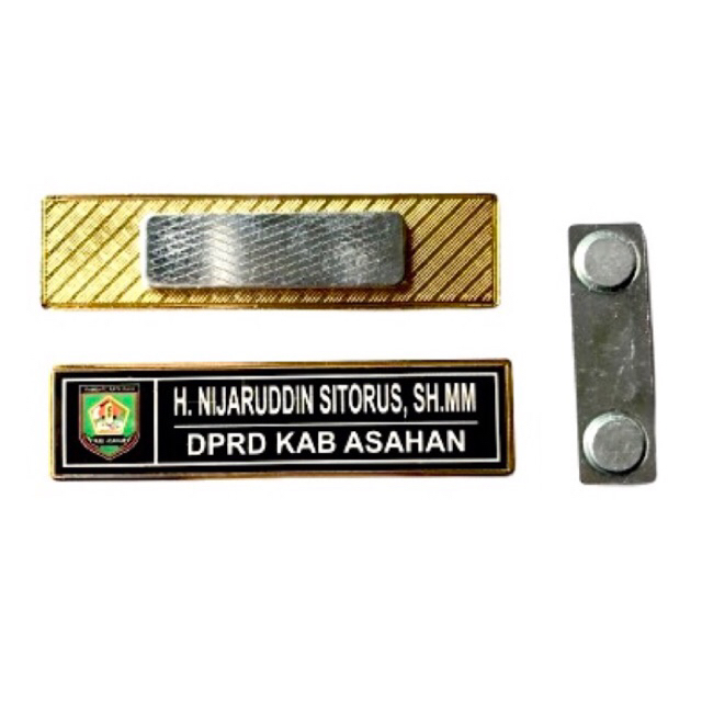 

NAME TAG MAGNET PRENIUM BAHAN KUNINGAN - PAPAN NAMA MAGNET PREMIUM