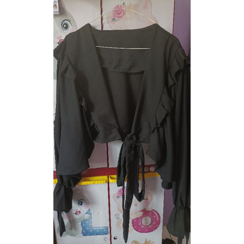 Outer blazer hitam crop preloved