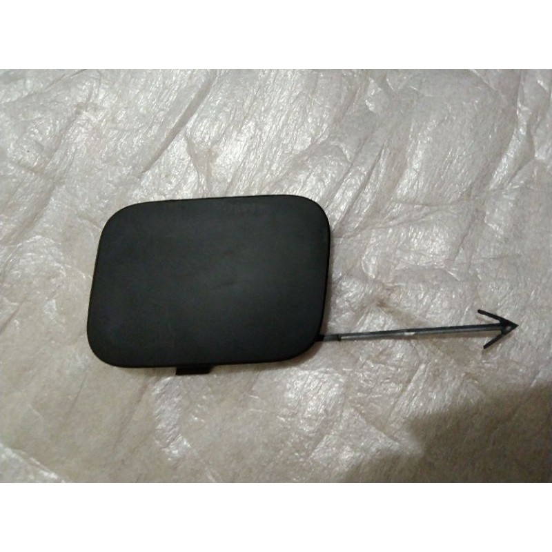 tutup towing atau tutup derek depan Nissan grand Livina ready stok gan barang ready stok