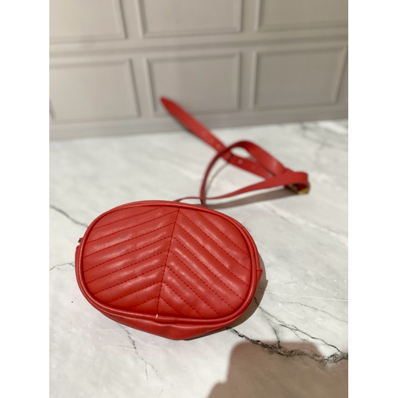 Preloved Tas Waistbag