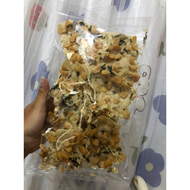 

peyek koro peyek kacang koro