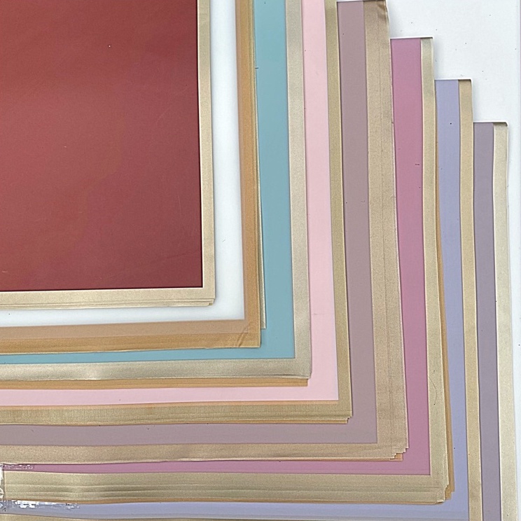 

Hadir Khusus 5 Lembar KERTAS BUKET GOLD LINE CELLOPHANE