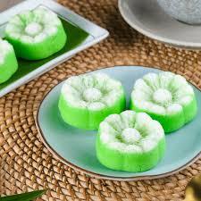 

PUTU AYU /KUE BASAH/JAJAN PASAR TRADISIONAL