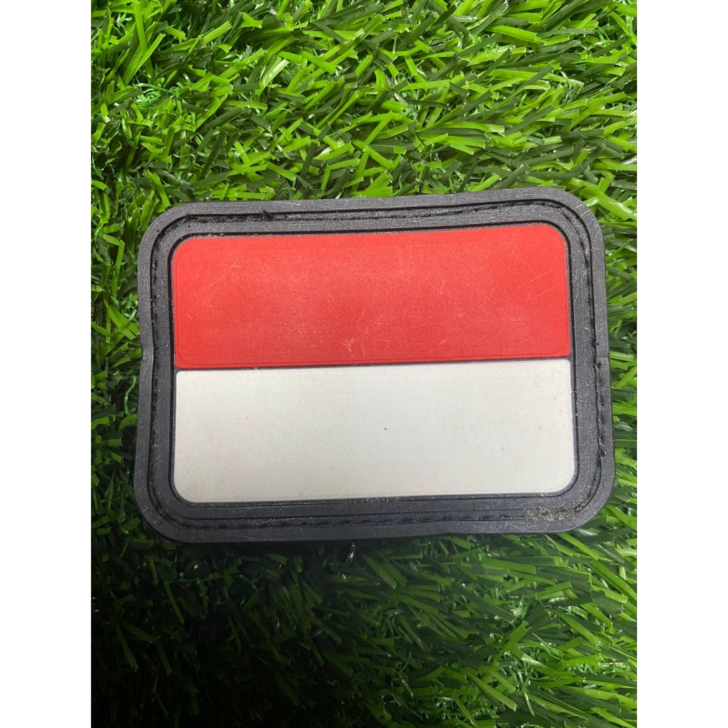 

Lambang Merah Putih Ruber Perekat