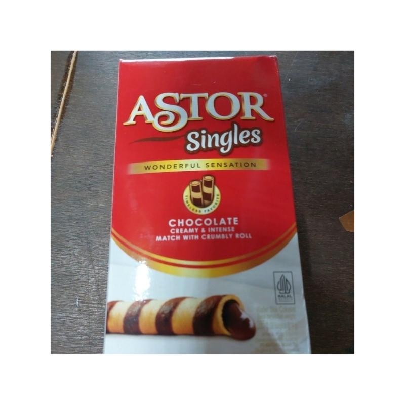 

astor singles chocolate creamy & intense 1box isi 20pcs x 14gram...