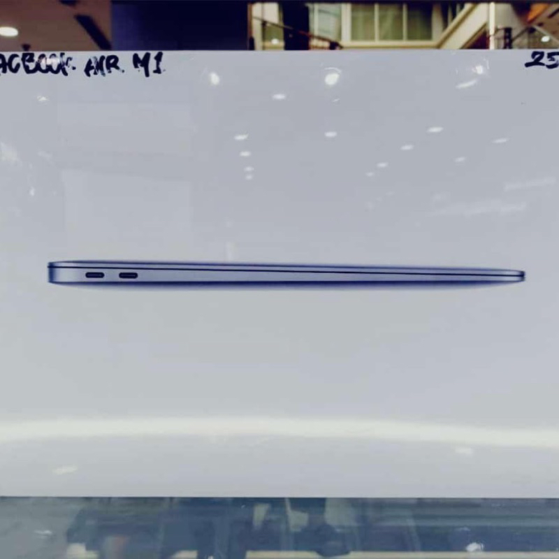 Macbook Air M1 256gb New