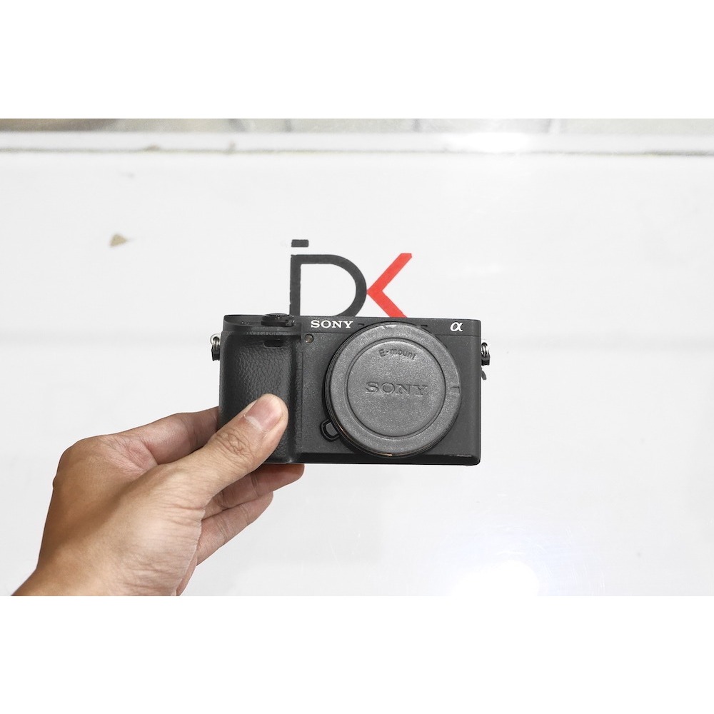 SECOND KAMERA SONY A6400 BODY ONLY KODE 554