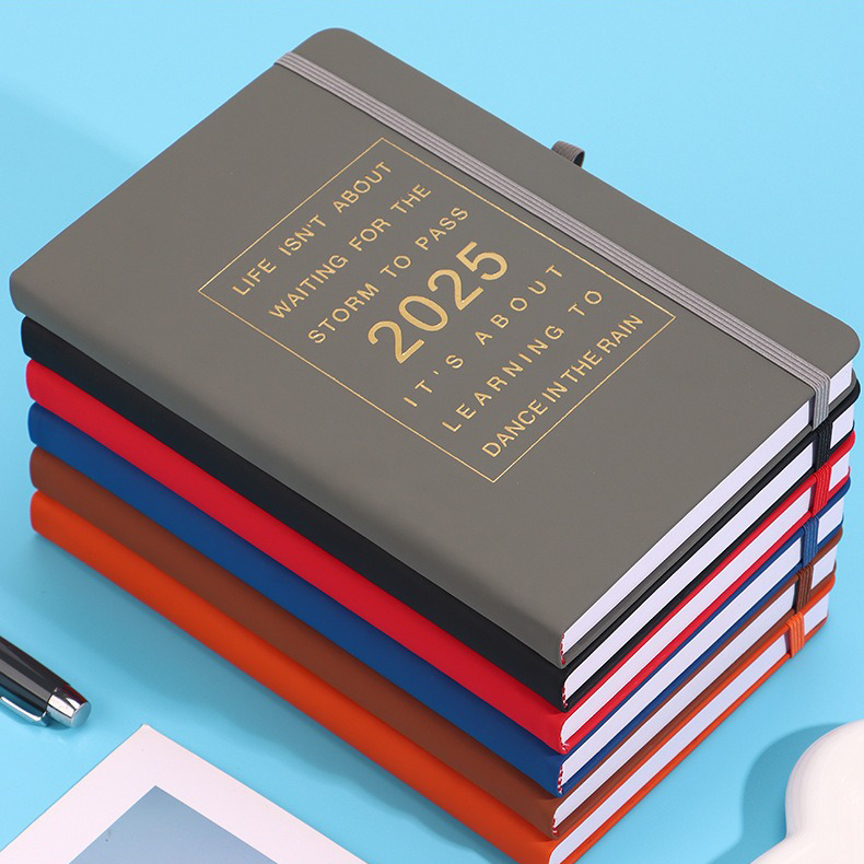 

Buku Agenda Softcover Monthly Planner Notebook 304 Halaman Buku Rancangan 2025 Kulit PU Premium A5