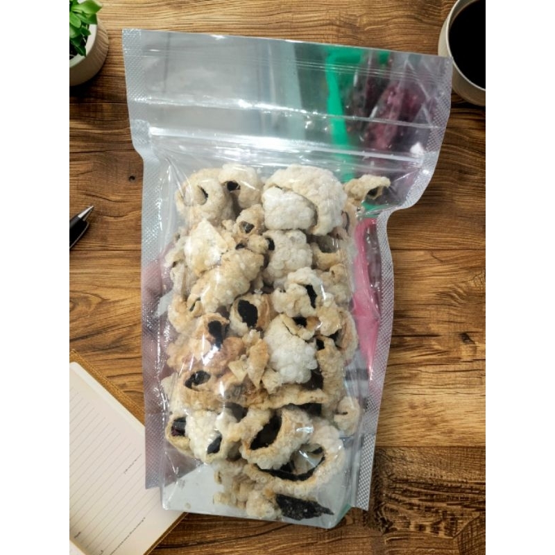 

Kerupuk ikan asin / kerupuk Vegetarian 素 khas Singkawang, Kalimantan barat