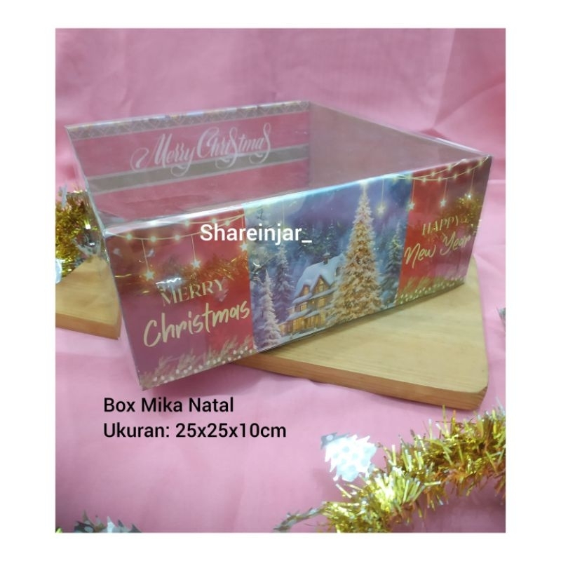 

Box Mika Natal 25x25x10cm-Dus Kue Bolu Lapis-Kotak Hampers Puding Merry Christmas