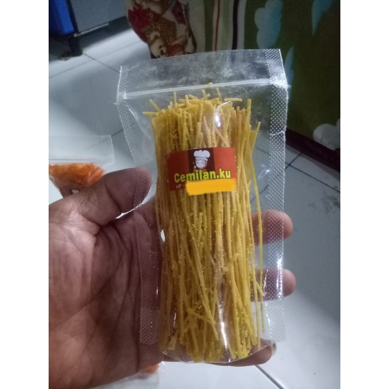 

mie lidi renyah enak dengan rasa jagung bakar