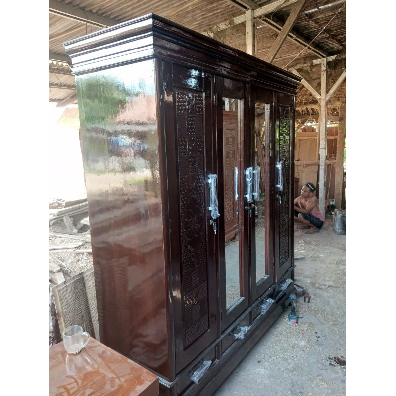 lemari pakaian 4 pintu hijab 2 cermin kayu jati