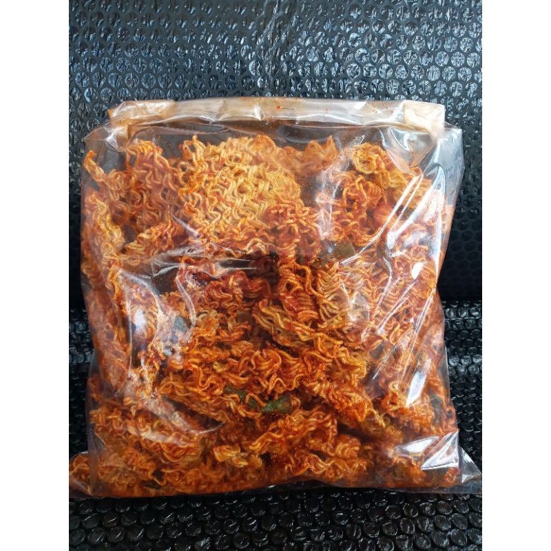 

seblak kering mi kerenyes kemasan 500gm rasa pedas daun jeruk