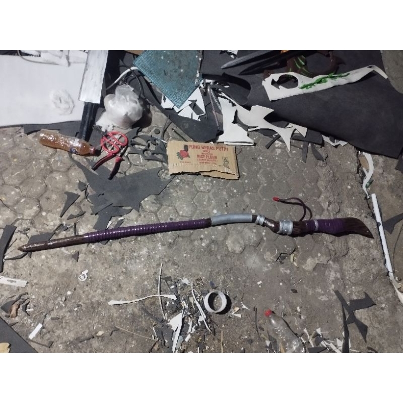 weapon fern frieren cosplay fern