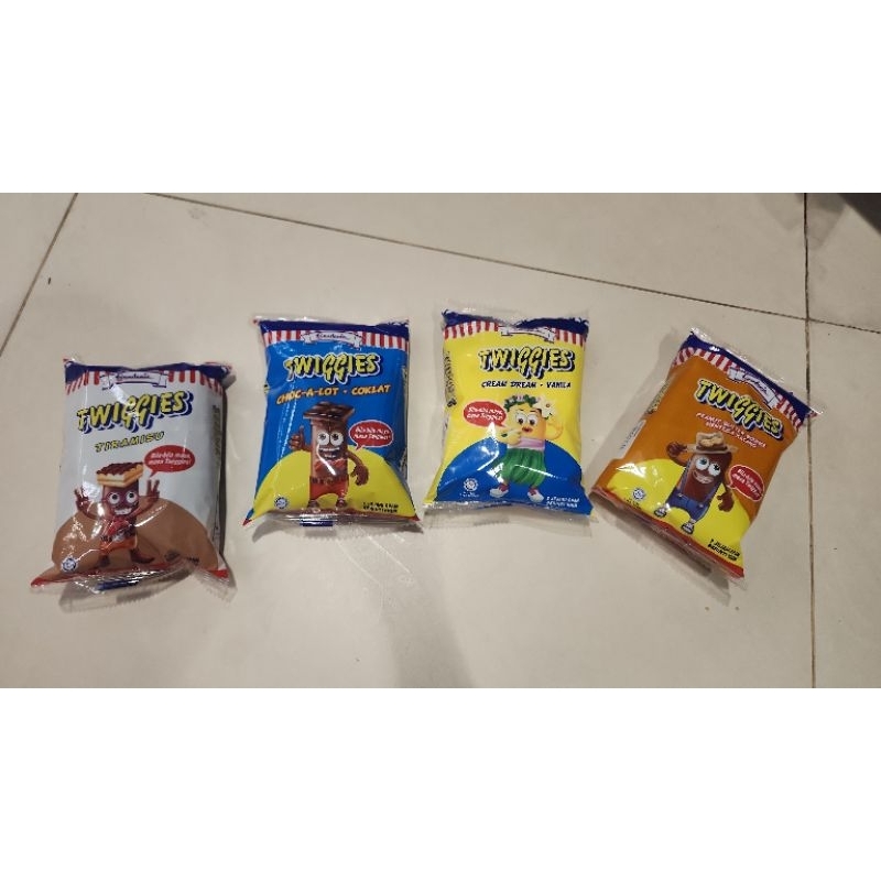 

Roti Viral Malaysia Twiggies choc-a-lot Coklat Asli Malaysia