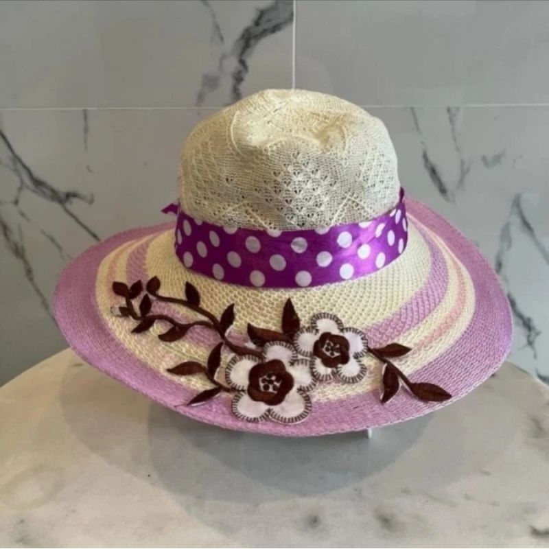 preloved topi pantai wanita