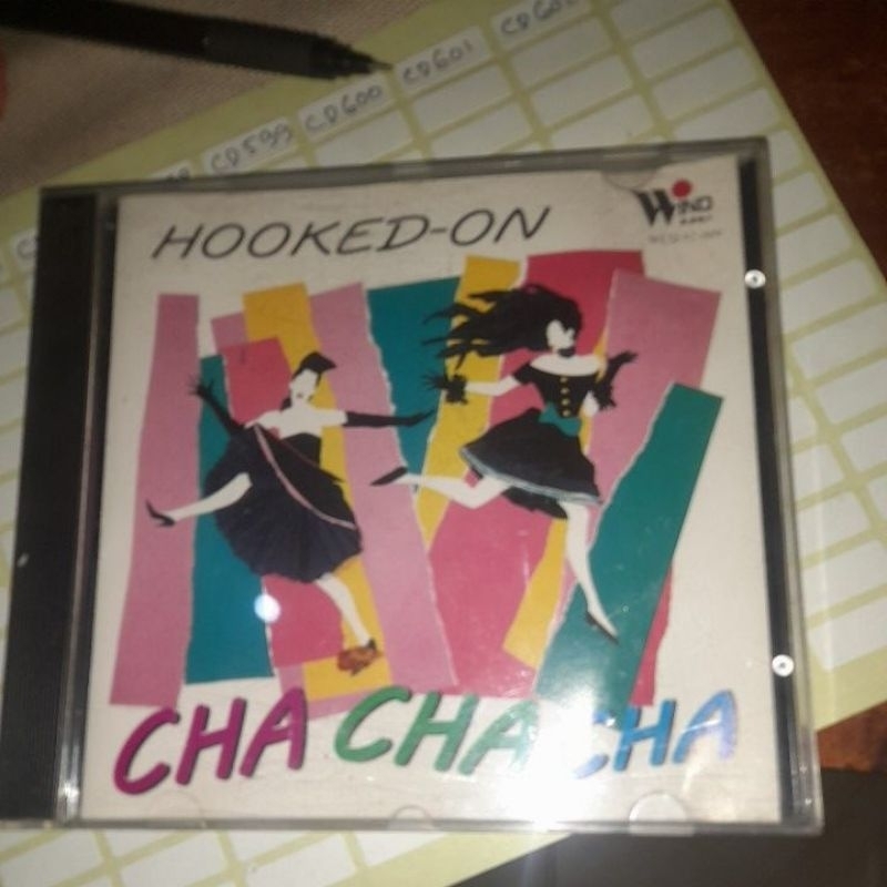 cd musik original hooked on cha cha cha (CD595)