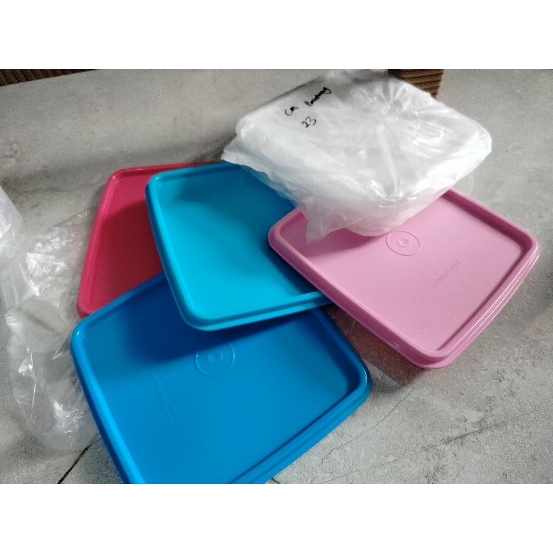 seal carry all set rantang Tupperware TUTUP SAJA YA (BARU BUKAN SECOND)